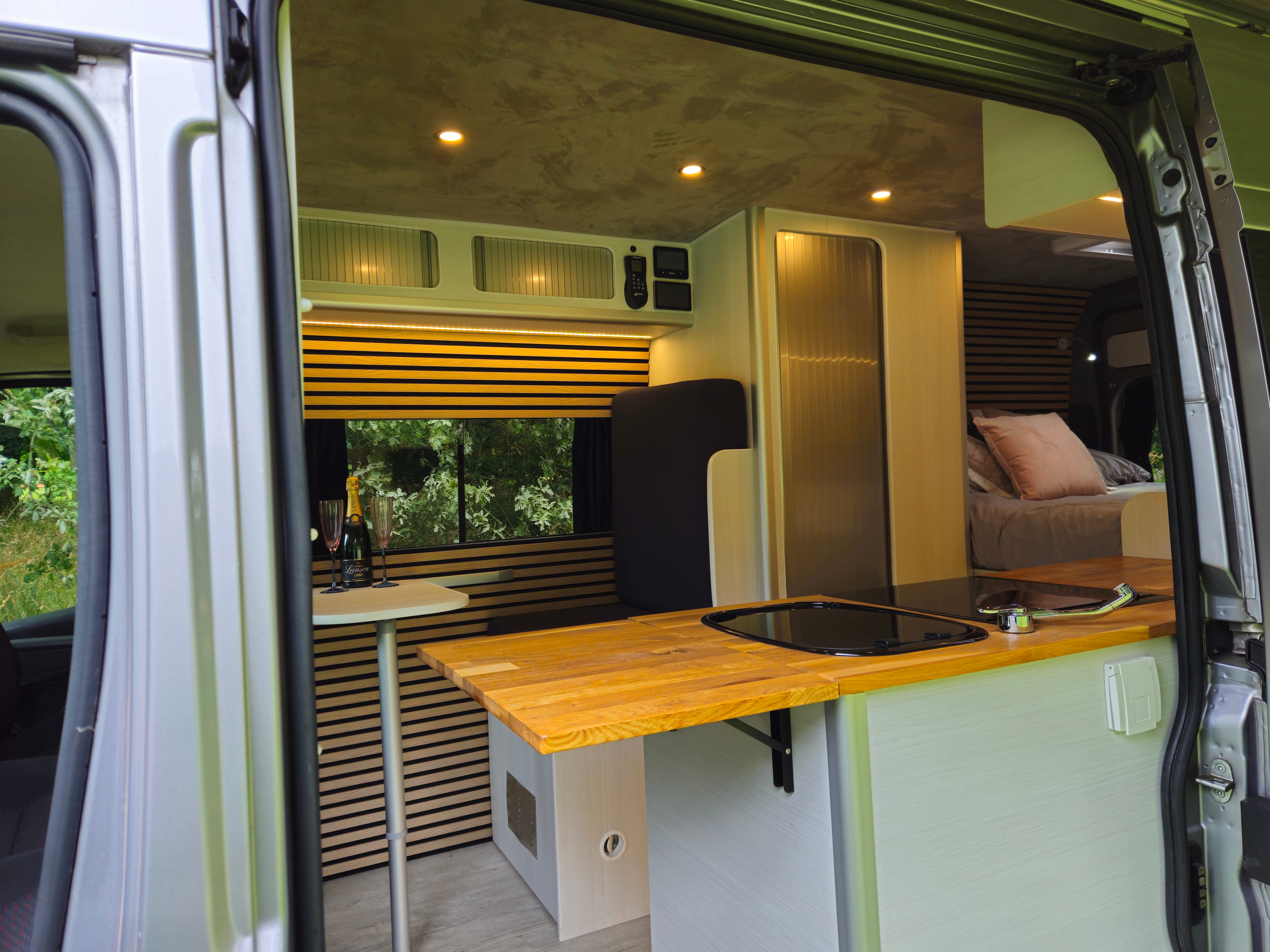 Campervan kitchen units and worktop in a Citroën Relay conversion